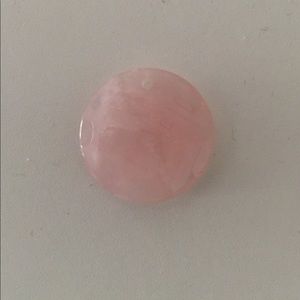 Pink quartz circle pendant